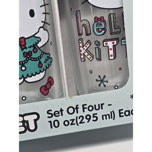 HELLO KITTY Christmas Set Of Four 10 oz(295 ml) Each Glass Cups - Picture 2 of 11